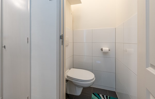 Medium property photo - Wilbertoord 253, 3079 JS Rotterdam